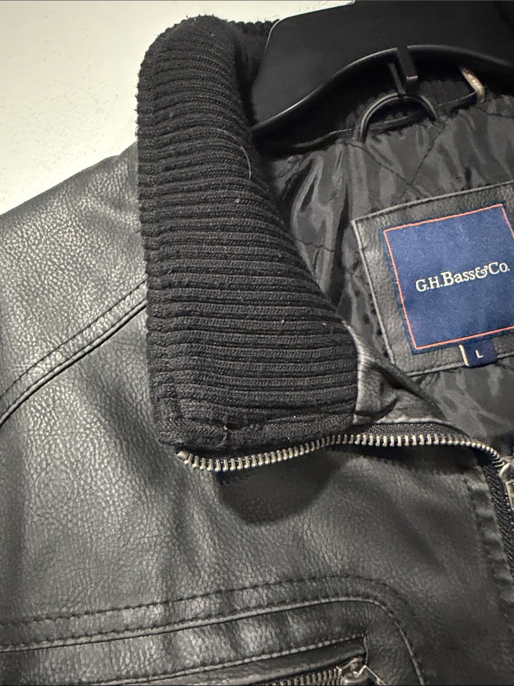 G.H. Bass & Co. Black Leather Bomber Jacket with Ribbed Hem - Picture 4 of 5